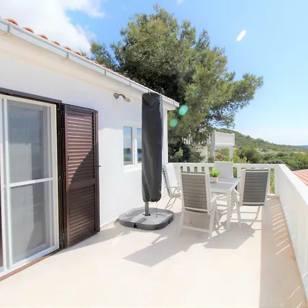 House Rukavac Guest house Rukavac (Vis)