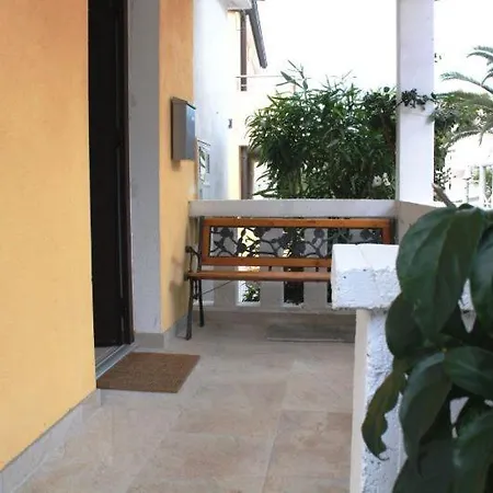 בית הארחה House